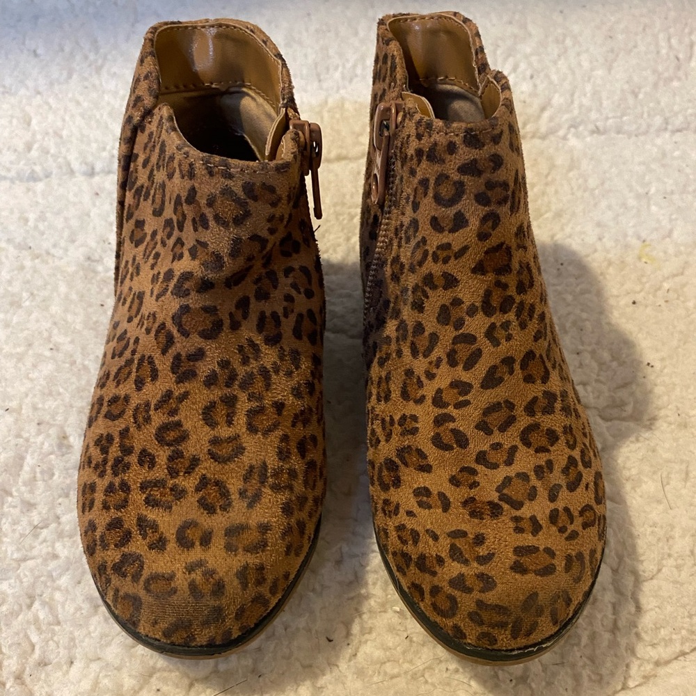 Ankle boots